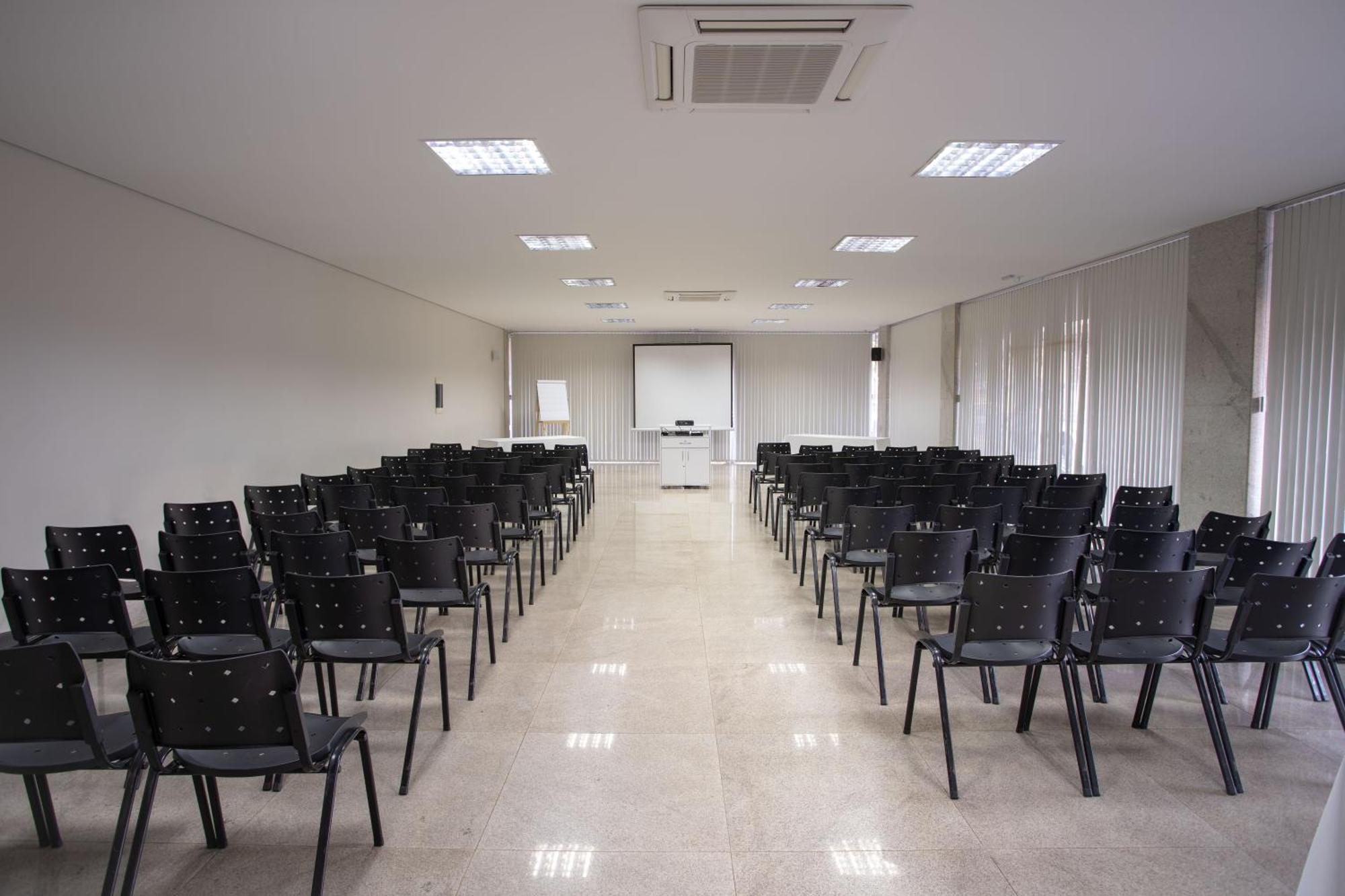 Brisa Tower 4*